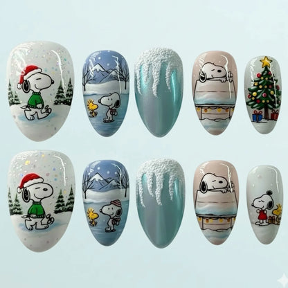 Snoop Christmas Nails