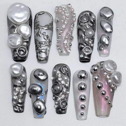 Silver & Pearl Nails